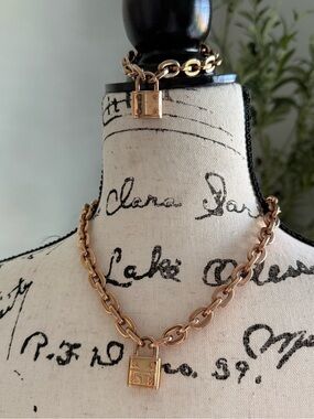 MICHAEL KORS Estate Padlock Chain Necklace & Bracelet Set - Rose Gold